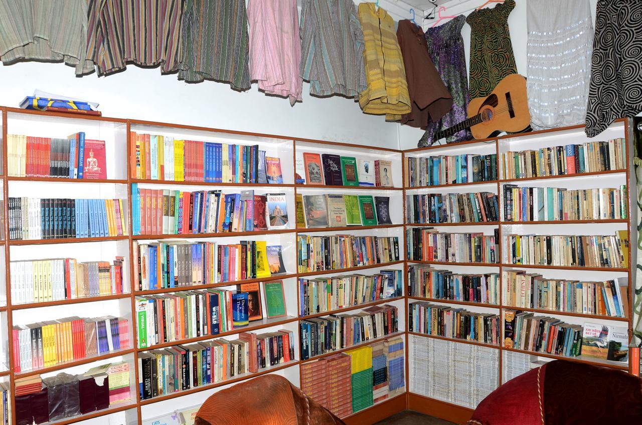 Kundanbazar Guest House Bodh Gaya Exteriör bild