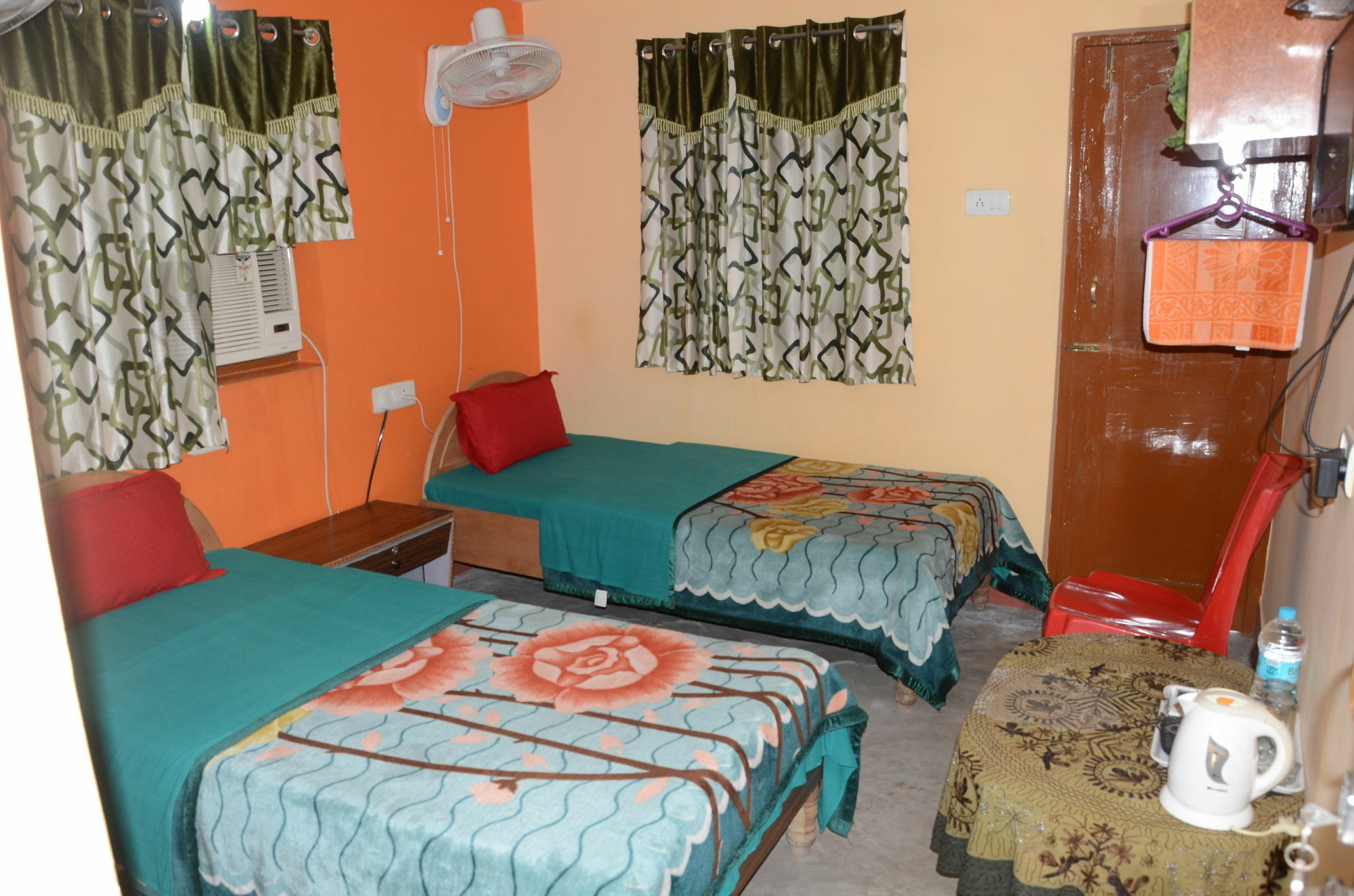 Kundanbazar Guest House Bodh Gaya Exteriör bild