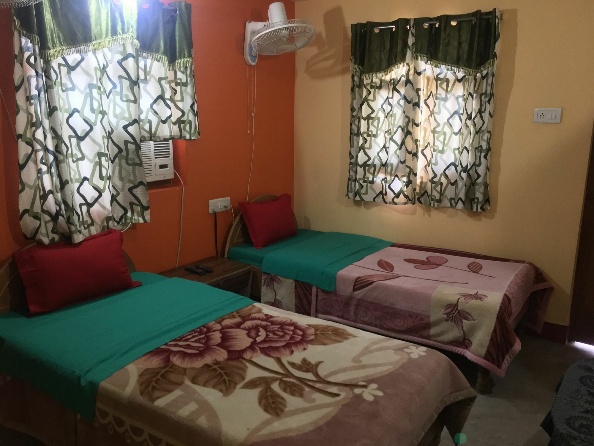 Kundanbazar Guest House Bodh Gaya Exteriör bild